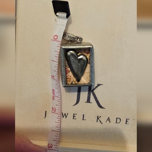 Jewel Kade Heart Pendant - Picture 3 of 4